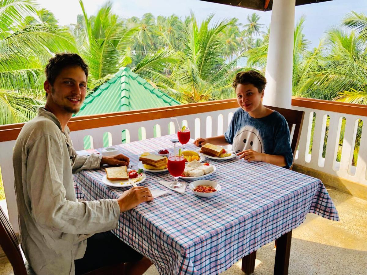Hotel Island House Dikwella Esterno foto